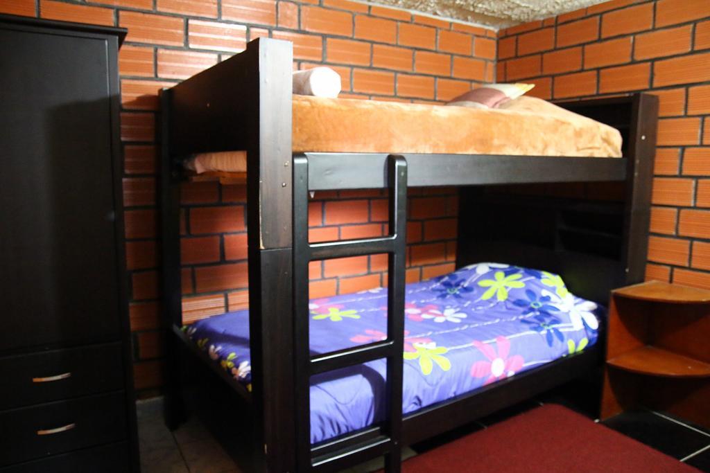 Hostel Sendero De Volcanes لاتاكونغا المظهر الخارجي الصورة